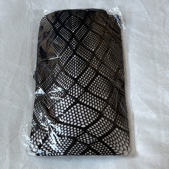 New! Fishnet Pattern Stockings Tights - Picture 3 of 5